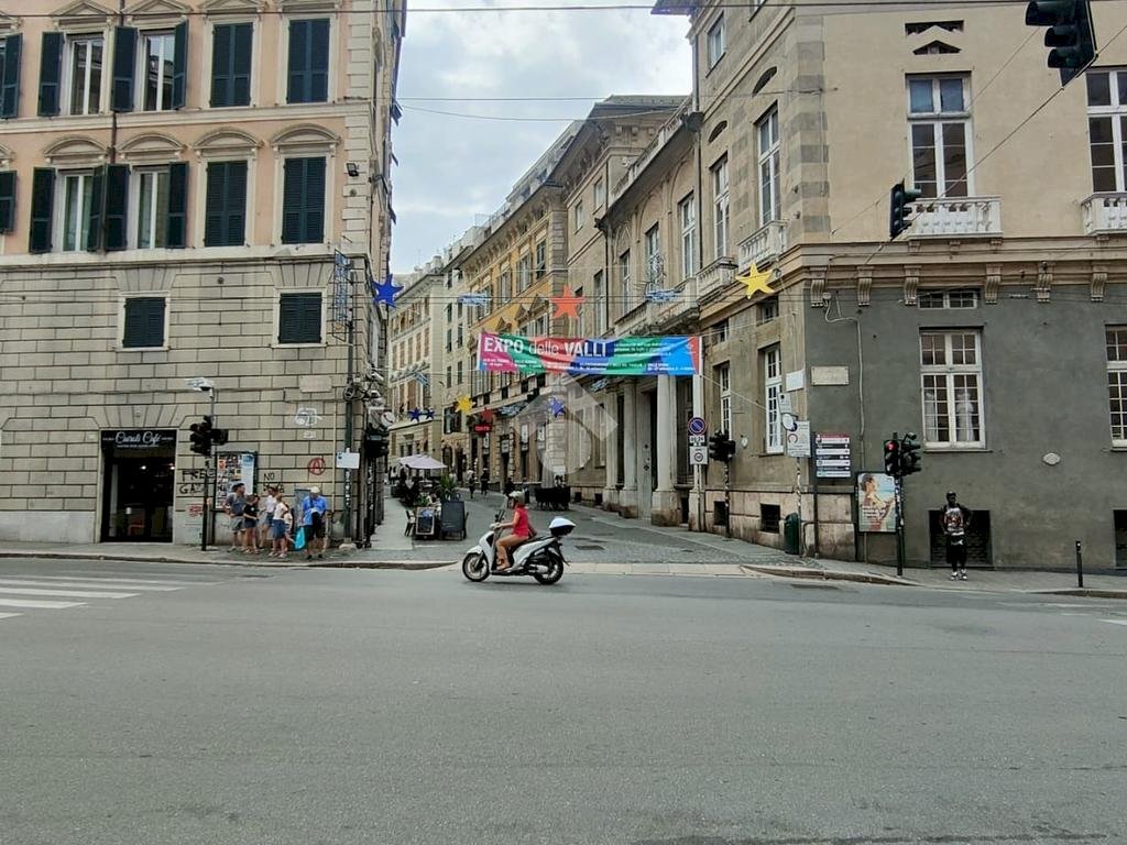 Negozio largo della zecca, Genova - foto 1