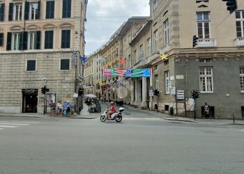 Negozio largo della zecca, Genova - foto 1