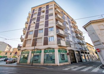 Trilocale Via Paulucci di Calboli Fulcieri, Milano (zona Niguarda) - foto 1