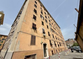 Quadrilocale Via Carnia, Genova (zona Rivarolo) - foto 21