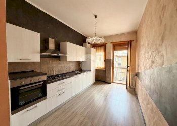 Three-room apartment Via Giosuè Borsi, Torino (neighborhood Lucento) - photo 1
