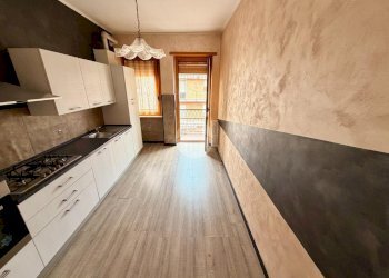 Three-room apartment Via Giosuè Borsi, Torino (neighborhood Lucento) - photo 3