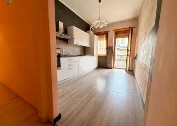 Three-room apartment Via Giosuè Borsi, Torino (neighborhood Lucento) - photo 7