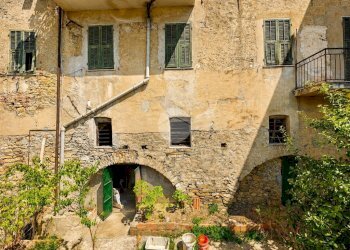 Warehouse Via IV Novembre, Chiusavecchia - photo 16