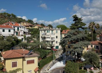 Four-room apartment Via P. Costantino, Imperia - photo 2