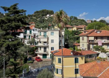Four-room apartment Via P. Costantino, Imperia - photo 25