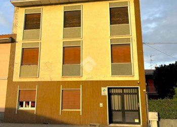 Three-family Villa Corso Milano, Novara - photo 2