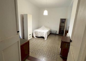 Four-room apartment Via di S. Bernardo, Genova (neighborhood Centro Storico) - photo 23
