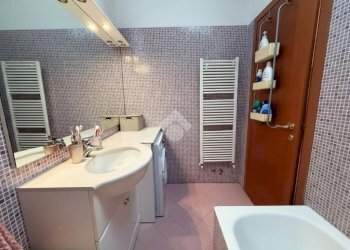 Three-room apartment Via Carlo Mazzola, Peschiera Borromeo - photo 6