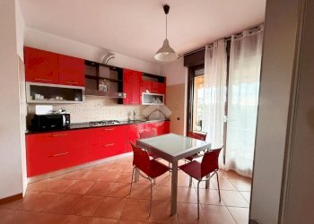 Three-room apartment Via Carlo Mazzola, Peschiera Borromeo - photo 15