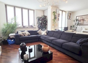 Four-room apartment Via Umbria, Peschiera Borromeo - photo 1