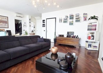 Four-room apartment Via Umbria, Peschiera Borromeo - photo 2