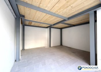 Foto 2 - Box Via Aurelia
 
378, Loano - foto 2