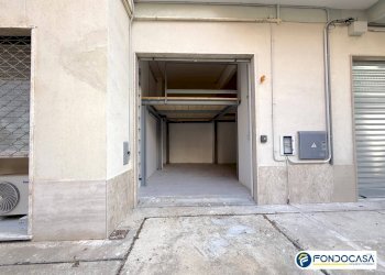Foto 6 - Box Via Aurelia
 
378, Loano - foto 6