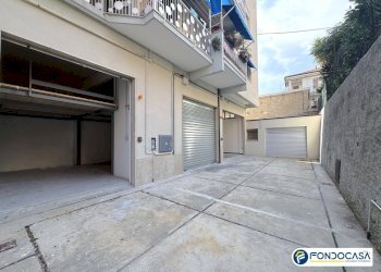 Foto 8 - Box Via Aurelia
 
378, Loano - foto 8
