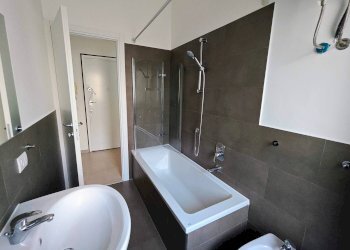 Foto 13 - Three-room apartment Via Andrea Maffei
 
8, Milano - photo 13