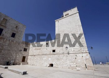 Edificio all\'aperto - Castello Via Marco Polo
18, Giovinazzo - foto 10