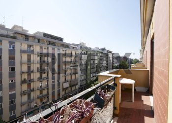 Balcone - Trilocale Viale Unita' D'italia
 
63/6, Bari - foto 11