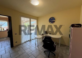 Sala da pranzo - Villa VIA GASPAROTTO
 
12/B, Cantello - foto 32