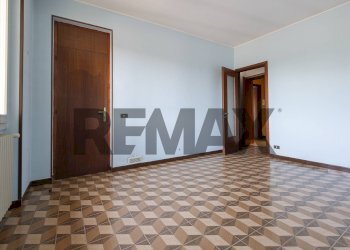 Stanza vuota - Semi-detached house Via Dei Fabi
 
9, Cugliate-Fabiasco - photo 8
