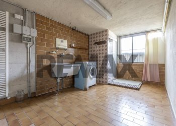 Lavanderia - Semi-detached house Via Dei Fabi
 
9, Cugliate-Fabiasco - photo 19