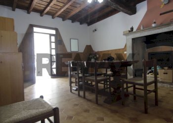 Sala da pranzo - Appartamento via santa maria
 
13, Morazzone - foto 18