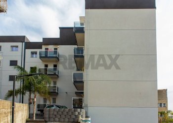 Edificio all\'aperto - Quadrilocale Via Carlo Pisacane
 
3, Catania - foto 6