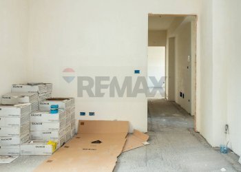 Hall / corridoio - Quadrilocale Via Carlo Pisacane
 
3, Catania - foto 36