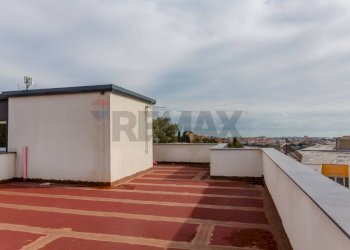 Terrazza - Quadrilocale Via Carlo Pisacane
 
3, Catania - foto 57