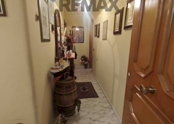 Hall / corridoio - Trilocale Via Solferino
 
41, Catania - foto 2