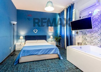Camera / camera da letto - Attività Commerciale Via Etnea
740, Catania - foto 7
