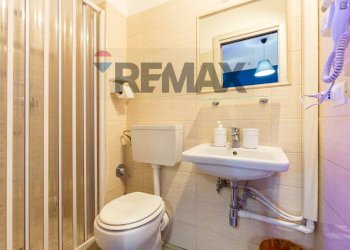 Bagno - Attività Commerciale Via Etnea
740, Catania - foto 11