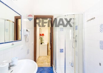 Bagno - Attività Commerciale Via Etnea
740, Catania - foto 22