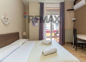Camera / camera da letto - Attività Commerciale Via Etnea
740, Catania - foto 35