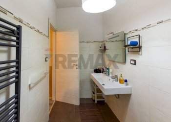 Bagno - Independent house Via G.Marconi
 
94, Nicolosi - photo 8