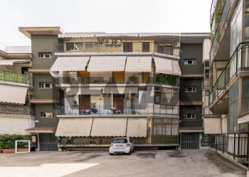 Edificio all\'aperto - Quadrilocale Via Medea
 
11c, Catania - foto 28