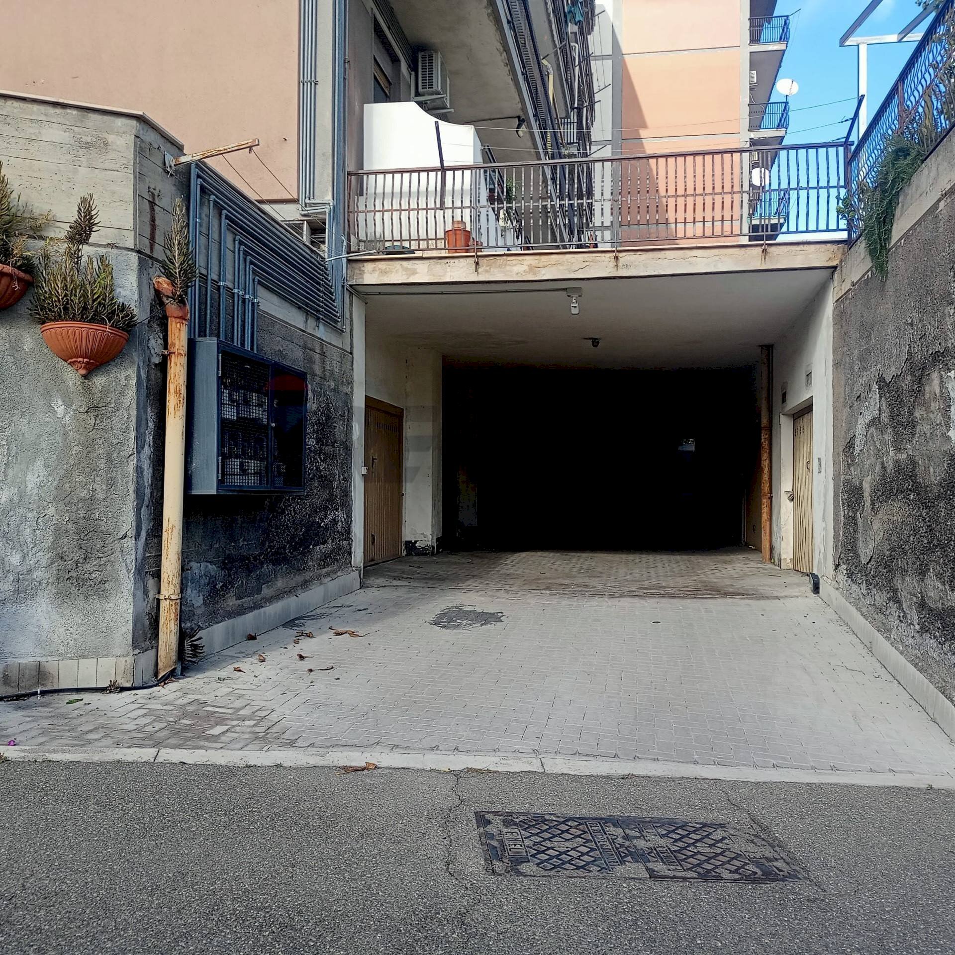 Edificio all\'aperto - Loft Via Galermo
 
105, Catania - foto 1