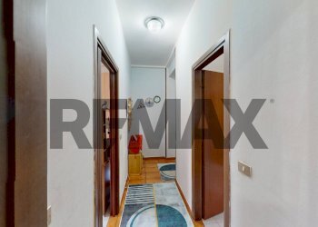 Hall / corridoio - Trilocale via Jurij Gagarin
 
2, Settala - foto 14