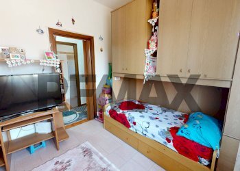 Camera / camera da letto - Trilocale via Jurij Gagarin
 
2, Settala - foto 18