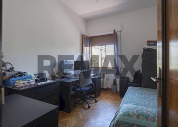 Camera / camera da letto - Appartamento Via Schweitzer
 
6, Jesi - foto 20