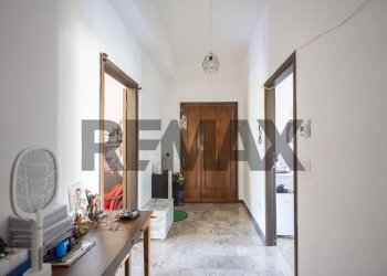 Hall / corridoio - Appartamento Via Schweitzer
 
6, Jesi - foto 32
