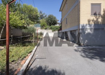 Casa all\'aperto - Appartamento Via Schweitzer
 
6, Jesi - foto 36