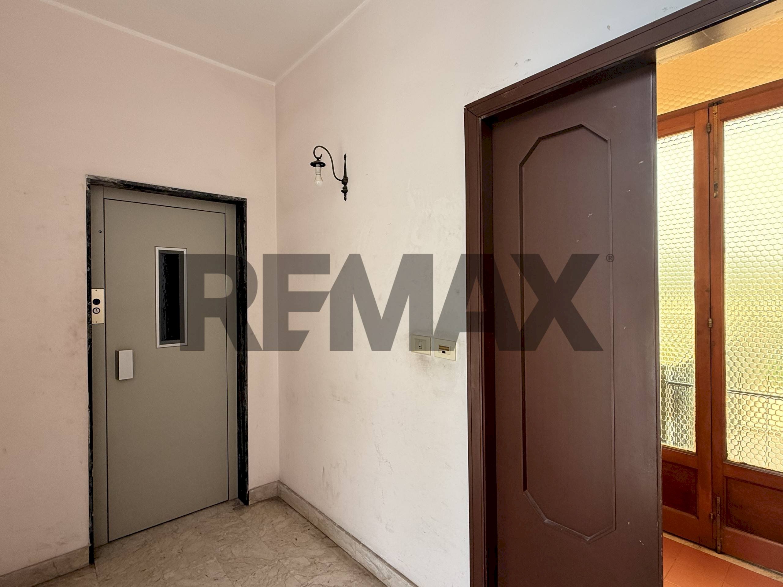 Hall / corridoio - Apartment Corso Messina
 
7, Giarre - photo 3