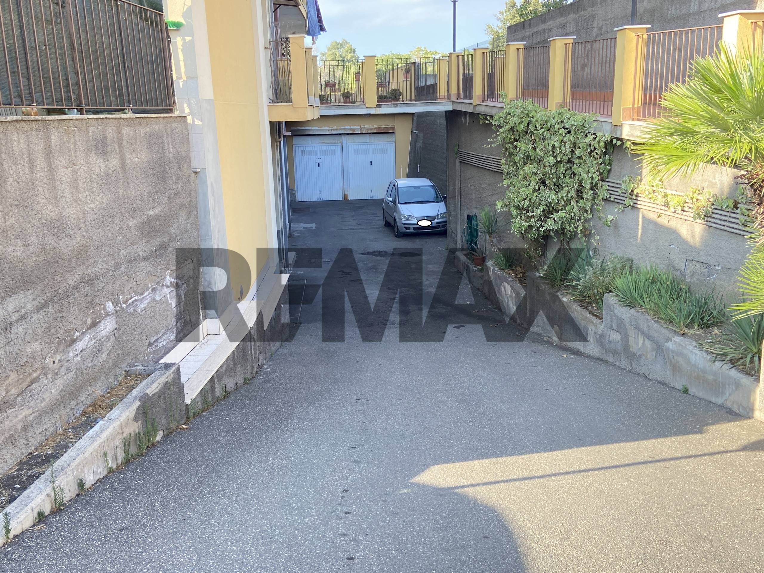 Edificio all\'aperto - Quadrilocale via pasubio
31, Tremestieri Etneo - foto 3