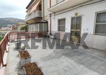 Terrazza - Semi-detached house Via Umberto Giordano
 
19, Carpino - photo 6