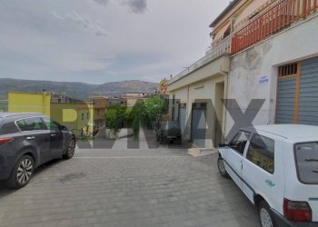 Edificio all\'aperto - Semi-detached house Via Umberto Giordano
 
19, Carpino - photo 10