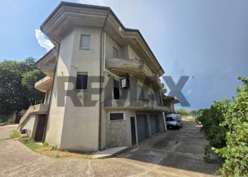 Edificio all\'aperto - Casa indipendente Via Migliaccio
245, Girifalco - foto 8