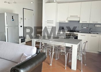 Sala da pranzo - Trilocale Via Garibaldi
 
84, Viadana - foto 2
