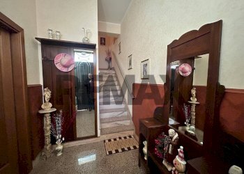 Scale - Casa indipendente VIA FRANCESCO ACCOLLA
28, Floridia - foto 14