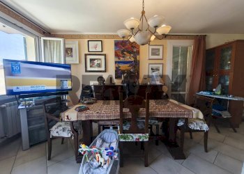 Sala da pranzo - Trilocale Via Marco Polo
 
5, Borghetto Santo Spirito - foto 8